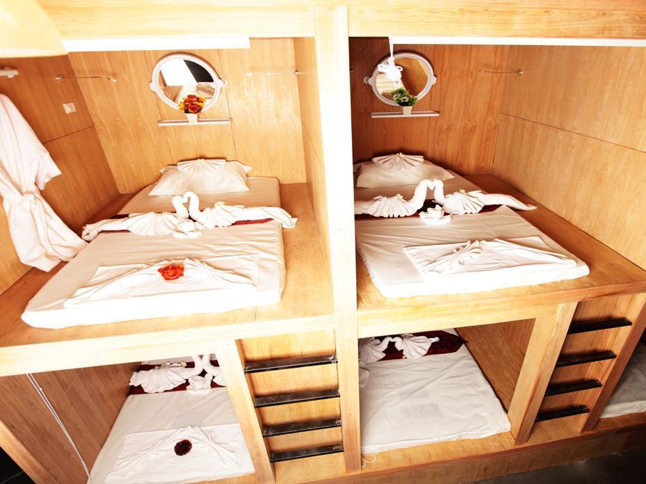 Capsule Hostel Patong المظهر الخارجي الصورة