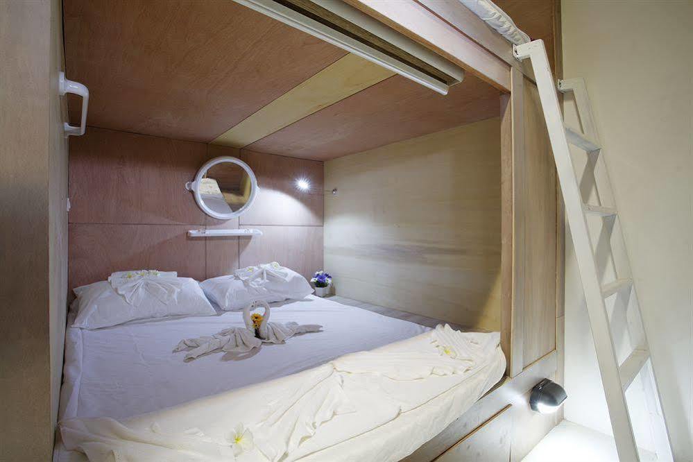 Capsule Hostel Patong المظهر الخارجي الصورة
