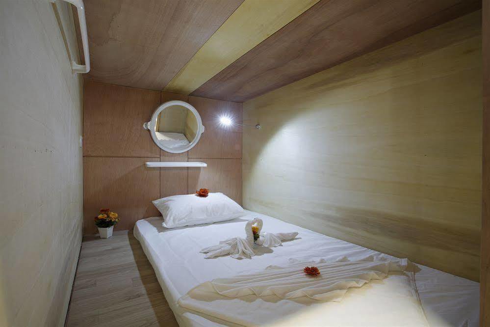 Capsule Hostel Patong المظهر الخارجي الصورة